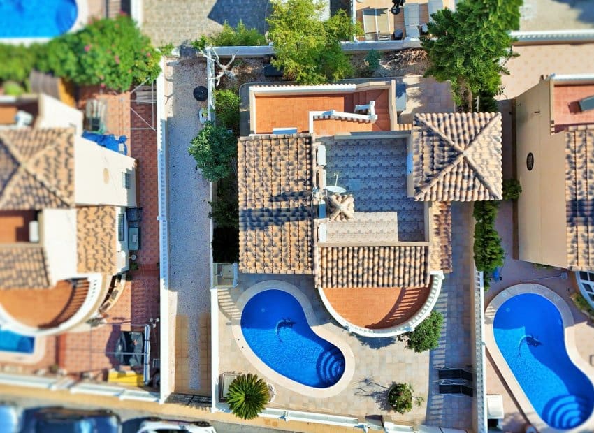 3 bedroom Villa for sale in Villamartin with pool garage - € 369,000 (Ref: 10112179)