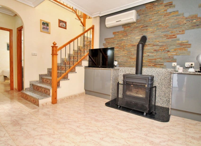 3 chambre Maison de Ville à vendre à Villamartin avec piscine garage - 229 950 € (Ref: 10112180)