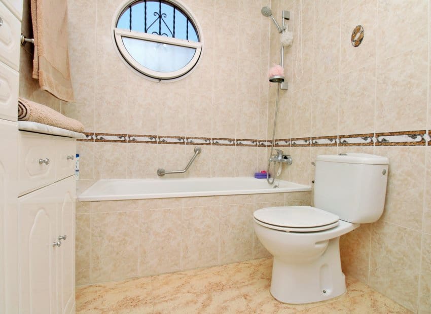 3 chambre Maison de Ville à vendre à Villamartin avec piscine garage - 229 950 € (Ref: 10112180)