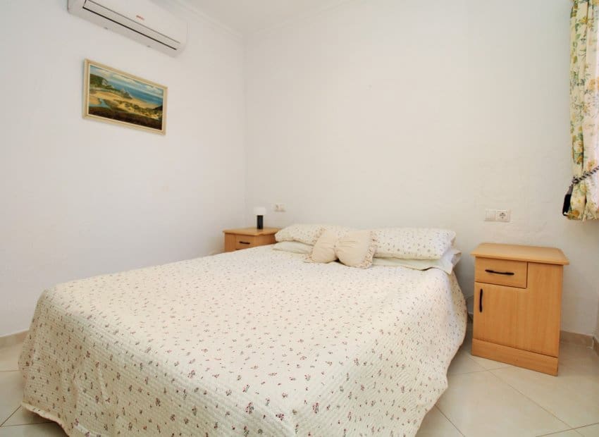 3 makuuhuone Huvila myytävänä paikassa Playa Flamenca mukana uima-altaan 
autotalli - 259 950 € (Ref: 10112182)