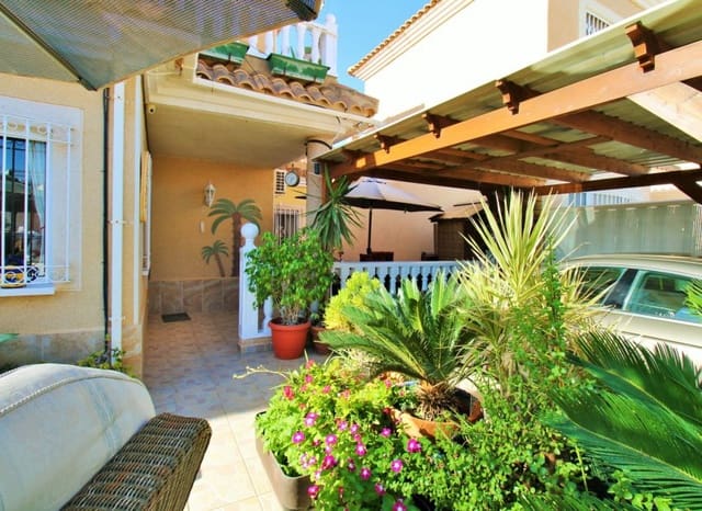 3 makuuhuone Huvila myytävänä paikassa Playa Flamenca, Orihuela mukana uima-altaan 
autotalli - 259 950 € (Ref: 10112182)