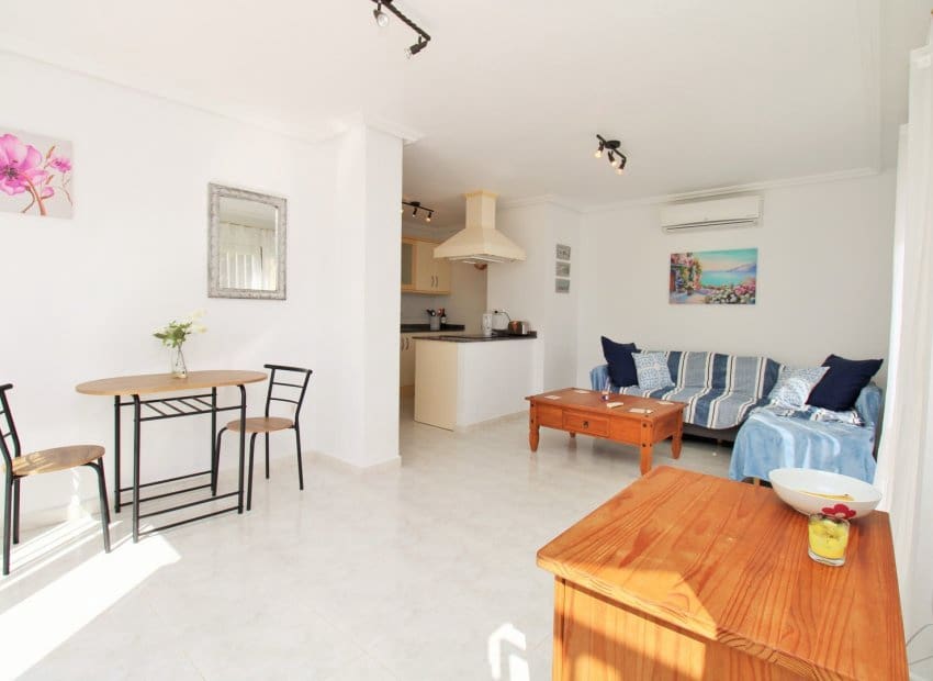 2 makuuhuone Huoneisto myytävänä paikassa Villamartin mukana uima-altaan 
autotalli - 194 950 € (Ref: 10112183)