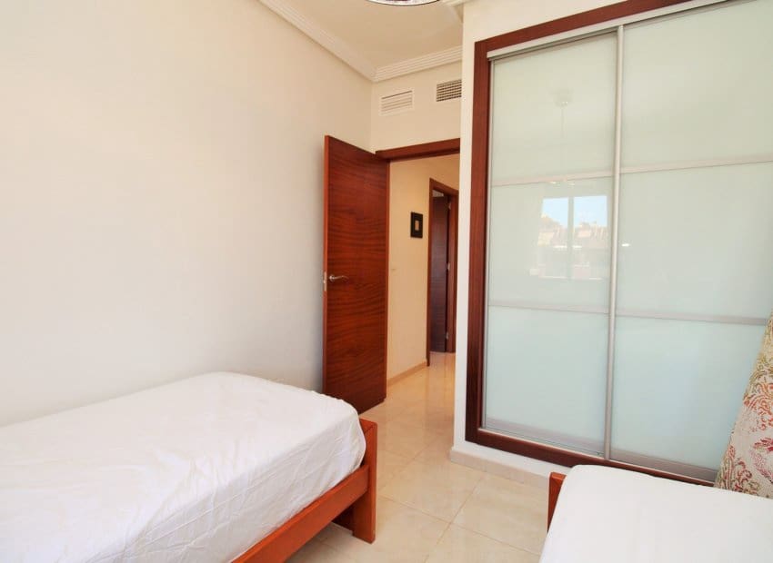 2 quarto Apartamento para venda em Orihuela Costa com piscina garagem - 229 900 € (Ref: 10112184)
