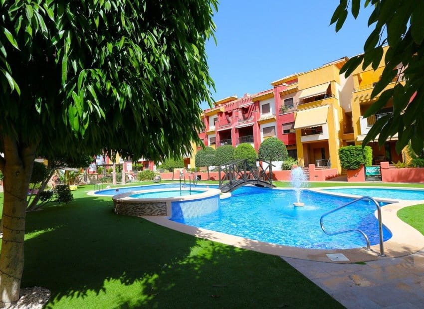 2 quarto Apartamento para venda em Orihuela Costa com piscina garagem - 229 900 € (Ref: 10112184)