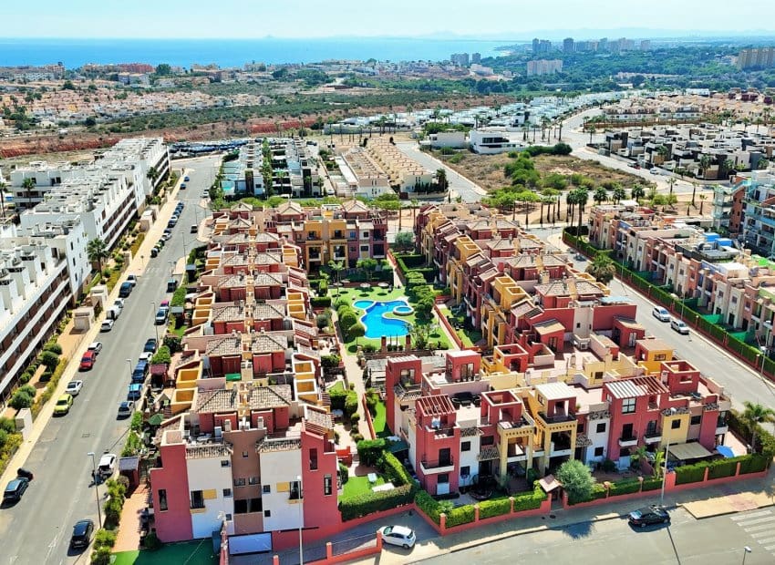 2 quarto Apartamento para venda em Orihuela Costa com piscina garagem - 229 900 € (Ref: 10112184)