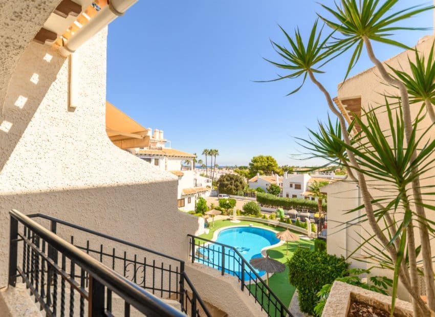 2 quarto Apartamento para venda em Cabo Roig com piscina - 195 000 € (Ref: 10118018)