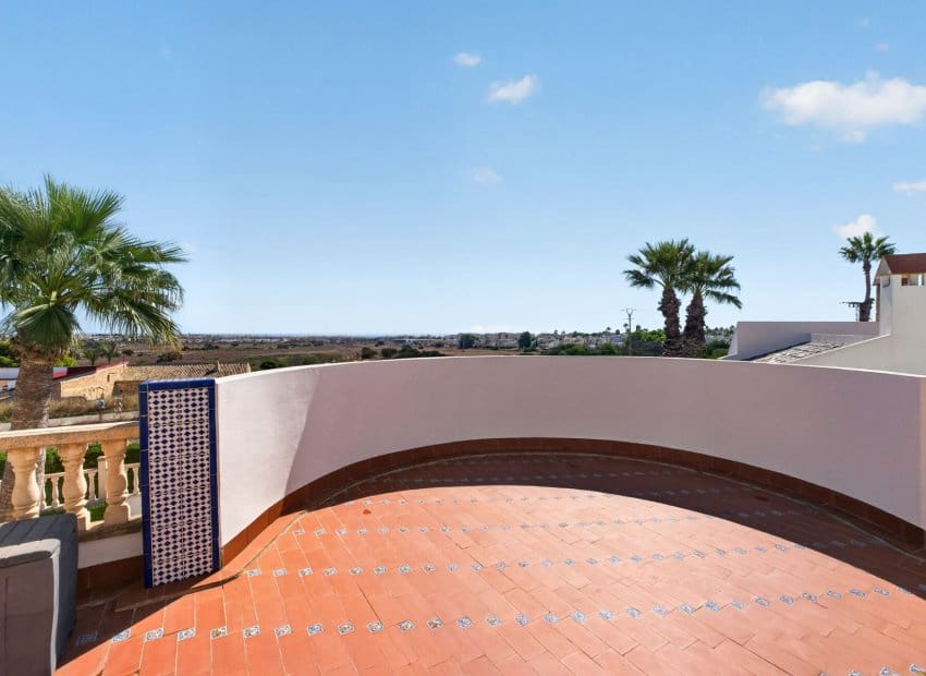 3 sovrum Villa till salu i Villamartin med pool - 529 000 € (Ref: 10118019)