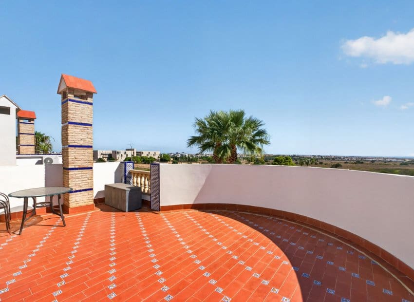 3 sovrum Villa till salu i Villamartin med pool - 529 000 € (Ref: 10118019)
