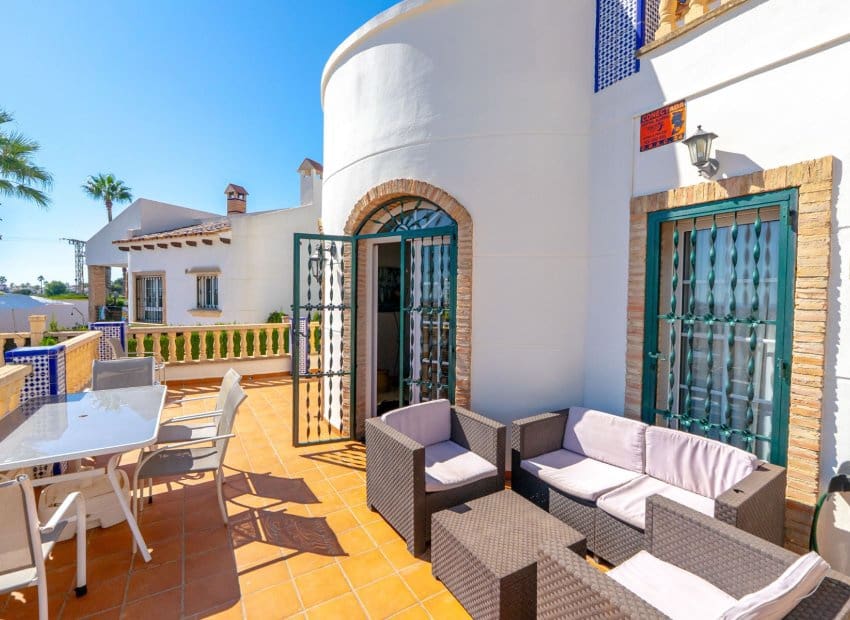 3 sovrum Villa till salu i Villamartin med pool - 529 000 € (Ref: 10118019)