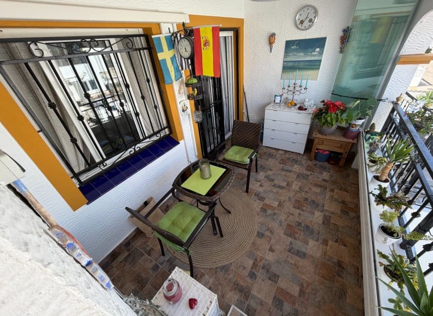 2 soveværelse Lejlighed til salg i Entre Naranjos med swimmingpool - € 150.000 (Ref: 10118021)