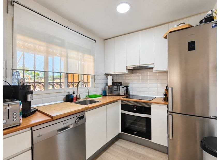 4 slaapkamer Huis te koop in Guardamar del Segura met zwembad garage - € 269.000 (Ref: 10130494)