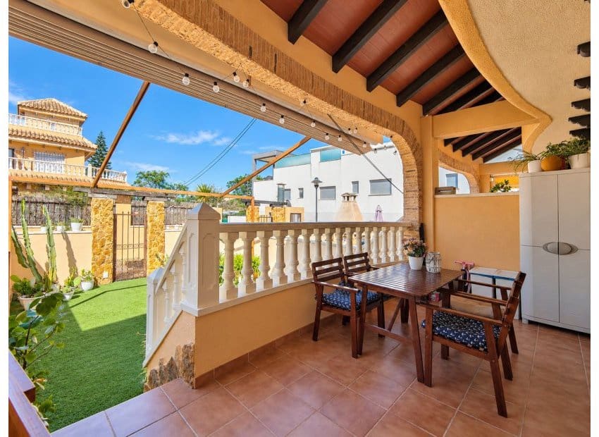4 slaapkamer Huis te koop in Guardamar del Segura met zwembad garage - € 269.000 (Ref: 10130494)