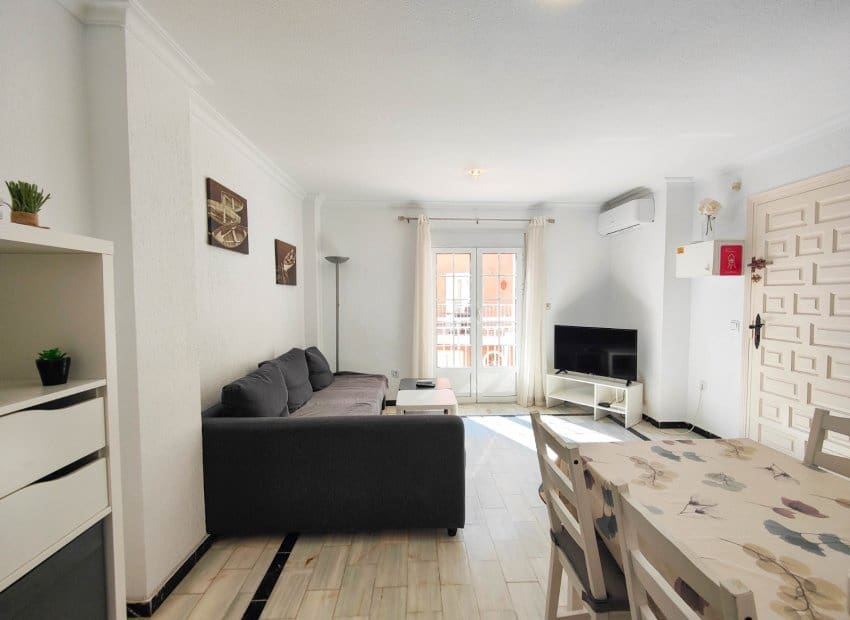 2 soverom Leilighet til salgs i La Mata med svømmebasseng - € 215 000 (Ref: 10130495)