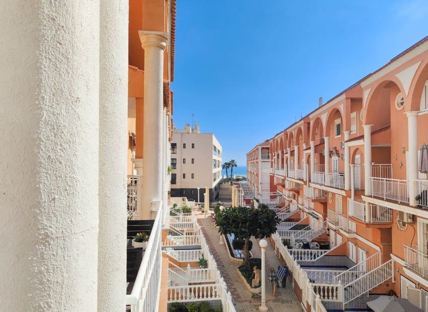 2 soverom Leilighet til salgs i La Mata med svømmebasseng - € 215 000 (Ref: 10130495)