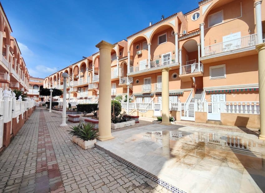2 soverom Leilighet til salgs i La Mata med svømmebasseng - € 215 000 (Ref: 10130495)