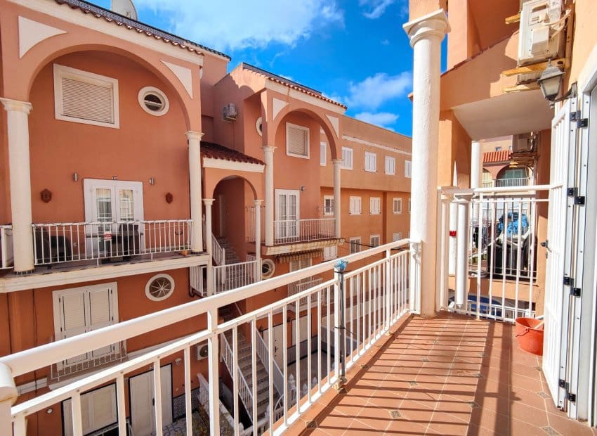 2 soverom Leilighet til salgs i La Mata med svømmebasseng - € 215 000 (Ref: 10130495)