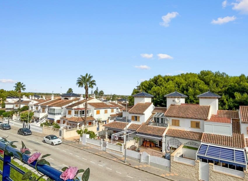 2 soveværelse Lejlighed til salg i Pilar de la Horadada med swimmingpool - € 189.900 (Ref: 10130652)