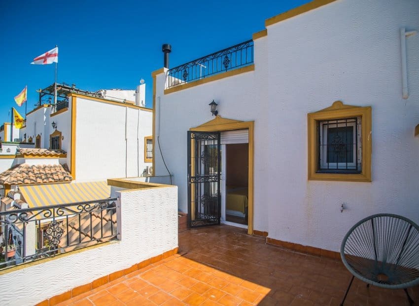 3 sovrum Villa till salu i Vistabella med pool - 215 000 € (Ref: 10130654)