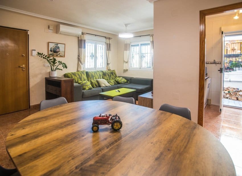 3 sovrum Villa till salu i Vistabella med pool - 215 000 € (Ref: 10130654)