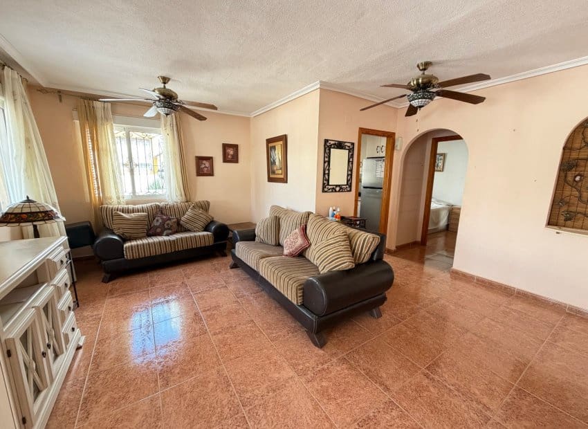 3 quarto Casa em Banda para venda em Entre Naranjos com piscina - 185 000 € (Ref: 10130655)