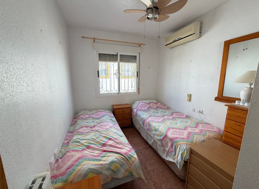 3 quarto Casa em Banda para venda em Entre Naranjos com piscina - 185 000 € (Ref: 10130655)