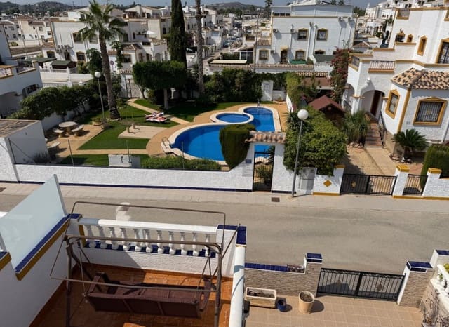 3 quarto Casa em Banda para venda em Entre Naranjos, Orihuela com piscina - 185 000 € (Ref: 10130655)