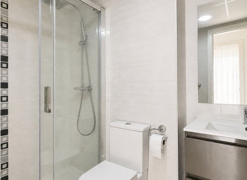 3 makuuhuone Huoneisto myytävänä paikassa Orihuela Costa mukana uima-altaan - 295 000 € (Ref: 10130658)