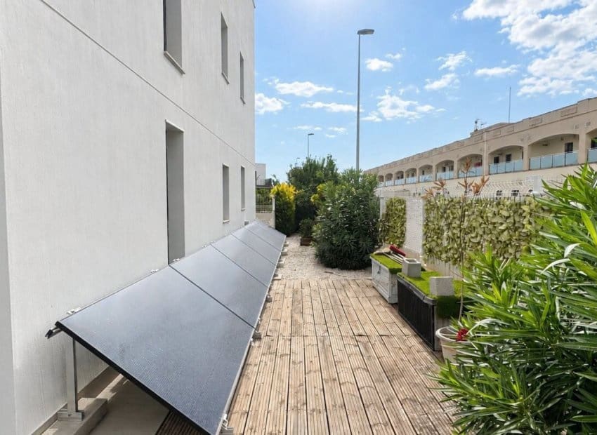 3 makuuhuone Huoneisto myytävänä paikassa Orihuela Costa mukana uima-altaan - 295 000 € (Ref: 10130658)