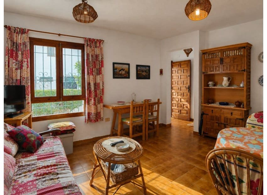 2 quarto Casa em Banda para venda em Torrevieja com piscina garagem - 210 000 € (Ref: 10130659)