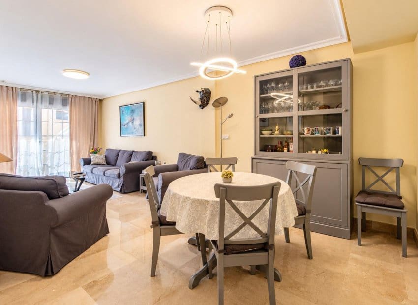 3 soveværelse Lejlighed til salg i Torrevieja med garage - € 259.900 (Ref: 10133422)