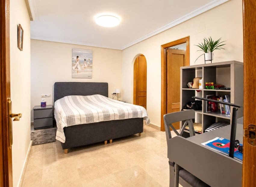 3 soveværelse Lejlighed til salg i Torrevieja med garage - € 259.900 (Ref: 10133422)