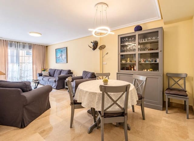 3 sovrum Lägenhet till salu i Puerto Deportivo, Torrevieja med garage - 259 900 € (Ref: 10133422)