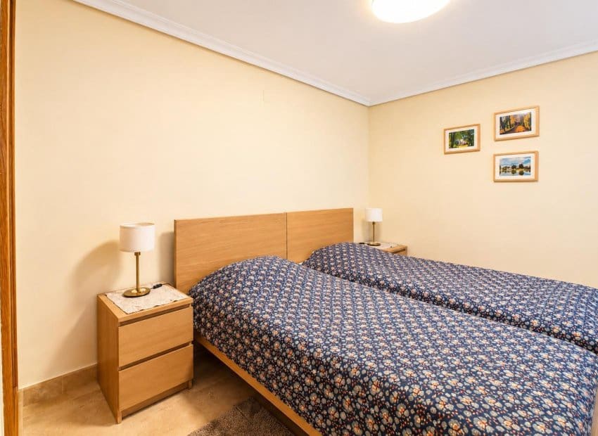 3 soveværelse Lejlighed til salg i Torrevieja med garage - € 259.900 (Ref: 10133422)