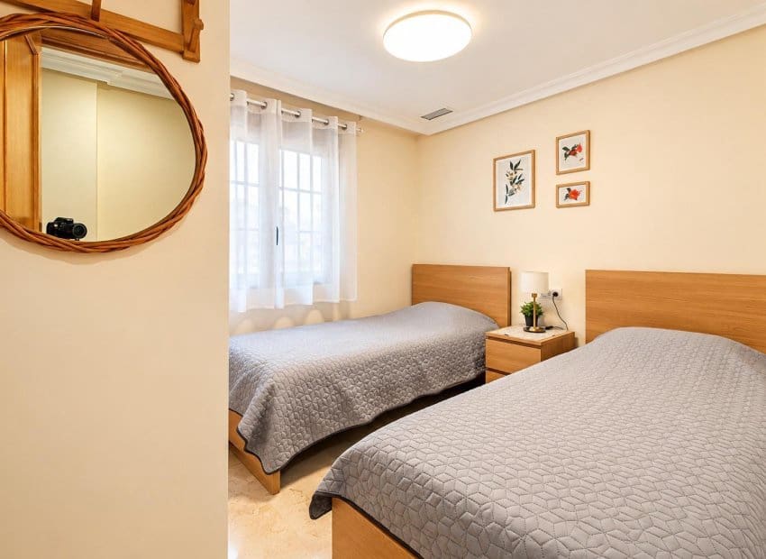 3 soveværelse Lejlighed til salg i Torrevieja med garage - € 259.900 (Ref: 10133422)