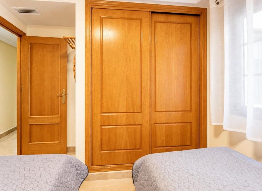 3 soveværelse Lejlighed til salg i Torrevieja med garage - € 259.900 (Ref: 10133422)
