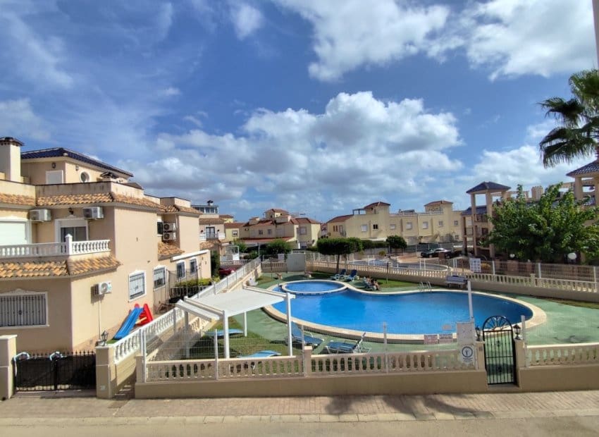 3 Zimmer Haus zu verkaufen in La Regia mit Pool - 265.000 € (Ref: 10133423)