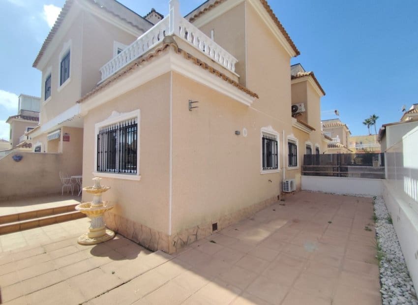 3 Zimmer Haus zu verkaufen in La Regia mit Pool - 265.000 € (Ref: 10133423)