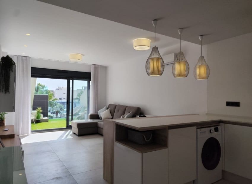 3 soveværelse Lejlighed til salg i El Raso med swimmingpool garage - € 295.000 (Ref: 10133424)
