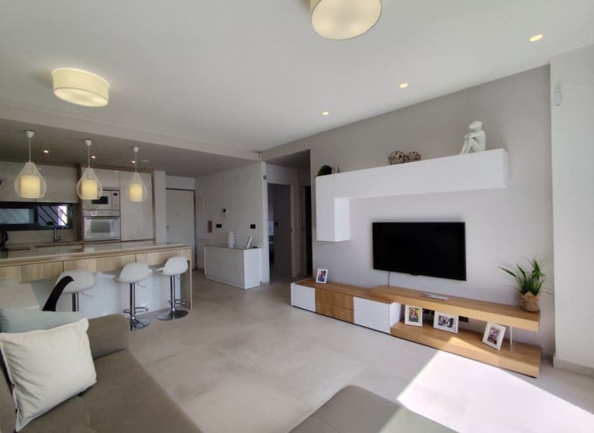 3 soveværelse Lejlighed til salg i El Raso med swimmingpool garage - € 295.000 (Ref: 10133424)