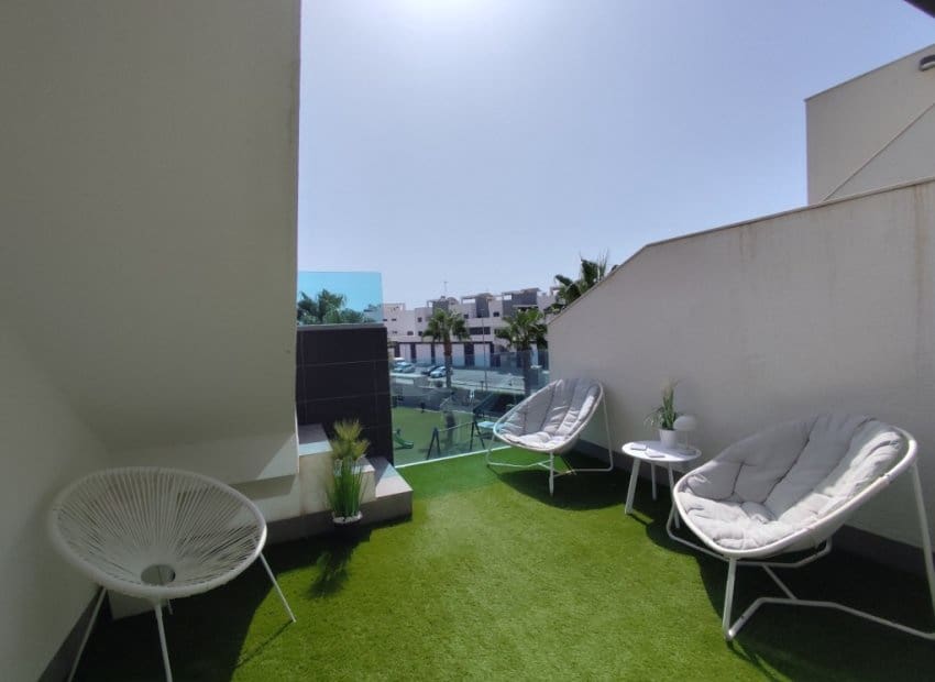 3 soveværelse Lejlighed til salg i El Raso med swimmingpool garage - € 295.000 (Ref: 10133424)