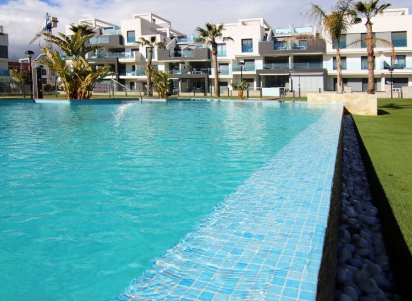 3 soveværelse Lejlighed til salg i El Raso med swimmingpool garage - € 295.000 (Ref: 10133424)