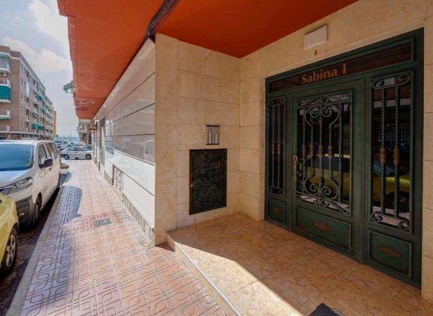 3 chambre Appartement à vendre à Torrevieja - 215 000 € (Ref: 10133425)