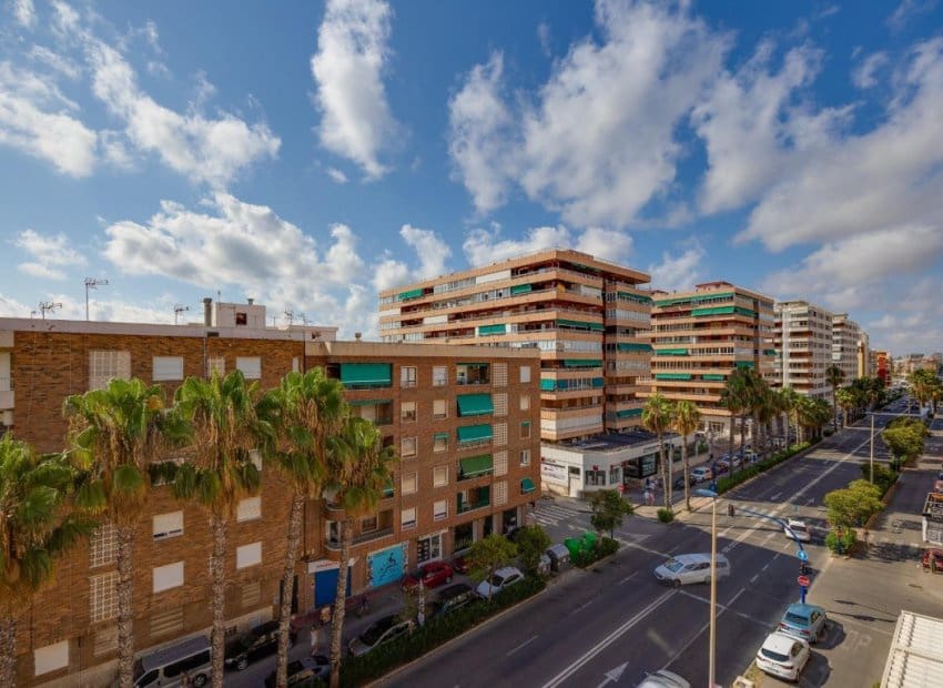 3 chambre Appartement à vendre à Torrevieja - 215 000 € (Ref: 10133425)