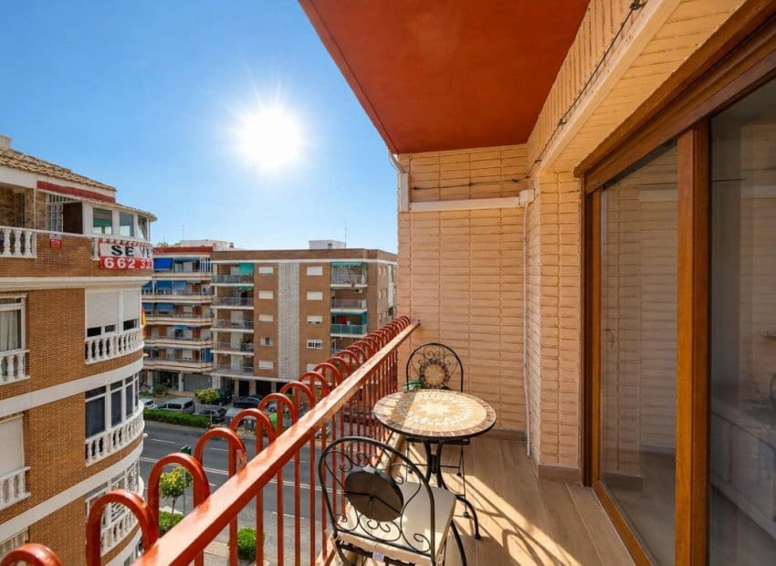 3 chambre Appartement à vendre à Torrevieja - 215 000 € (Ref: 10133425)
