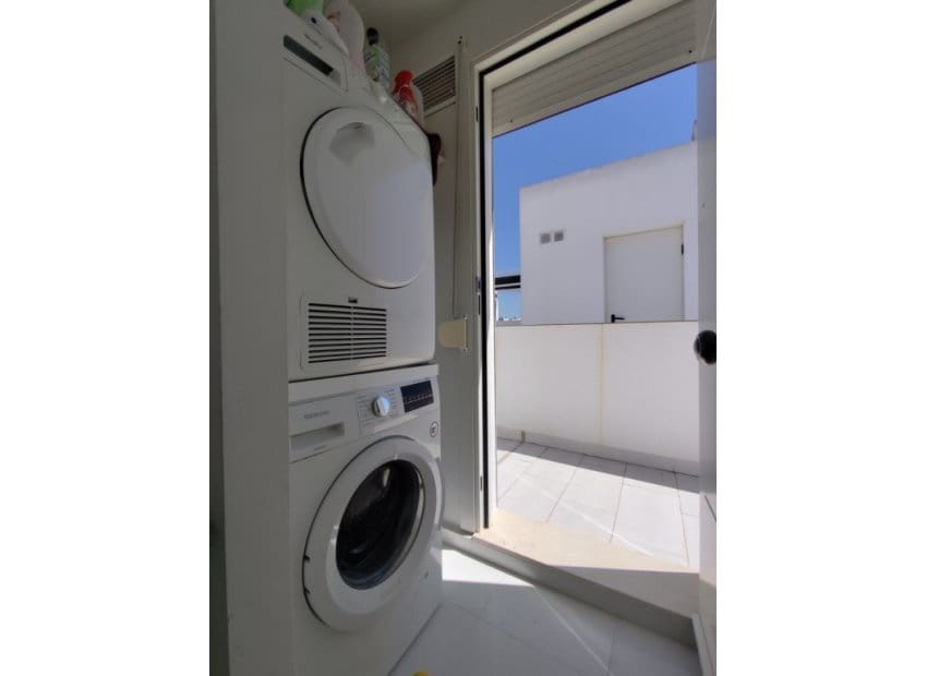 4 chambre Maison de Ville à vendre à Torrevieja avec piscine garage - 399 000 € (Ref: 10133426)