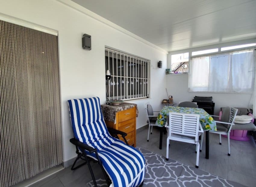 4 chambre Maison de Ville à vendre à Torrevieja avec piscine garage - 399 000 € (Ref: 10133426)