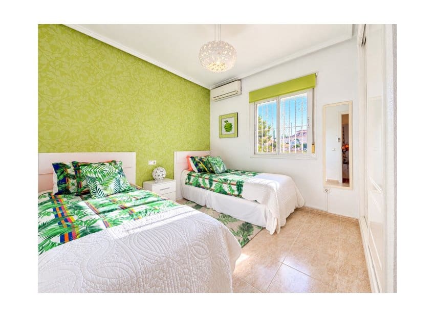 2 sovrum Hus till salu i Ciudad Quesada med pool - 189 995 € (Ref: 10133554)
