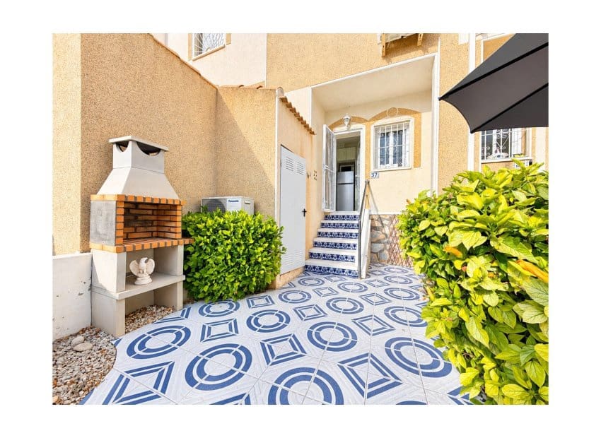 2 sovrum Hus till salu i Ciudad Quesada med pool - 189 995 € (Ref: 10133554)