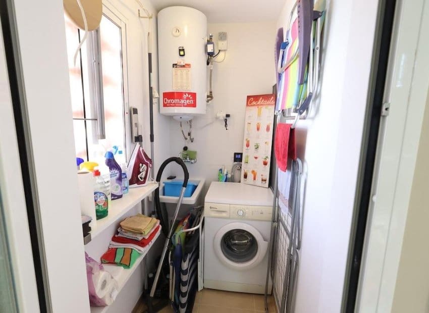 2 slaapkamer Appartement te koop in Villamartin met zwembad - € 278.000 (Ref: 10144844)