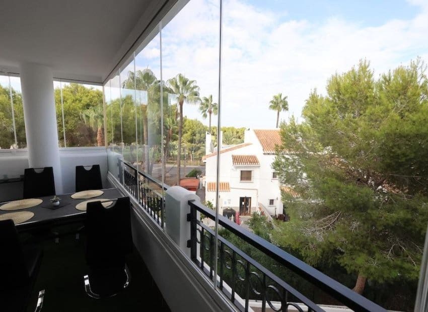 2 slaapkamer Appartement te koop in Villamartin met zwembad - € 278.000 (Ref: 10144844)